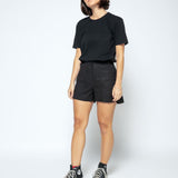 feminina_hover