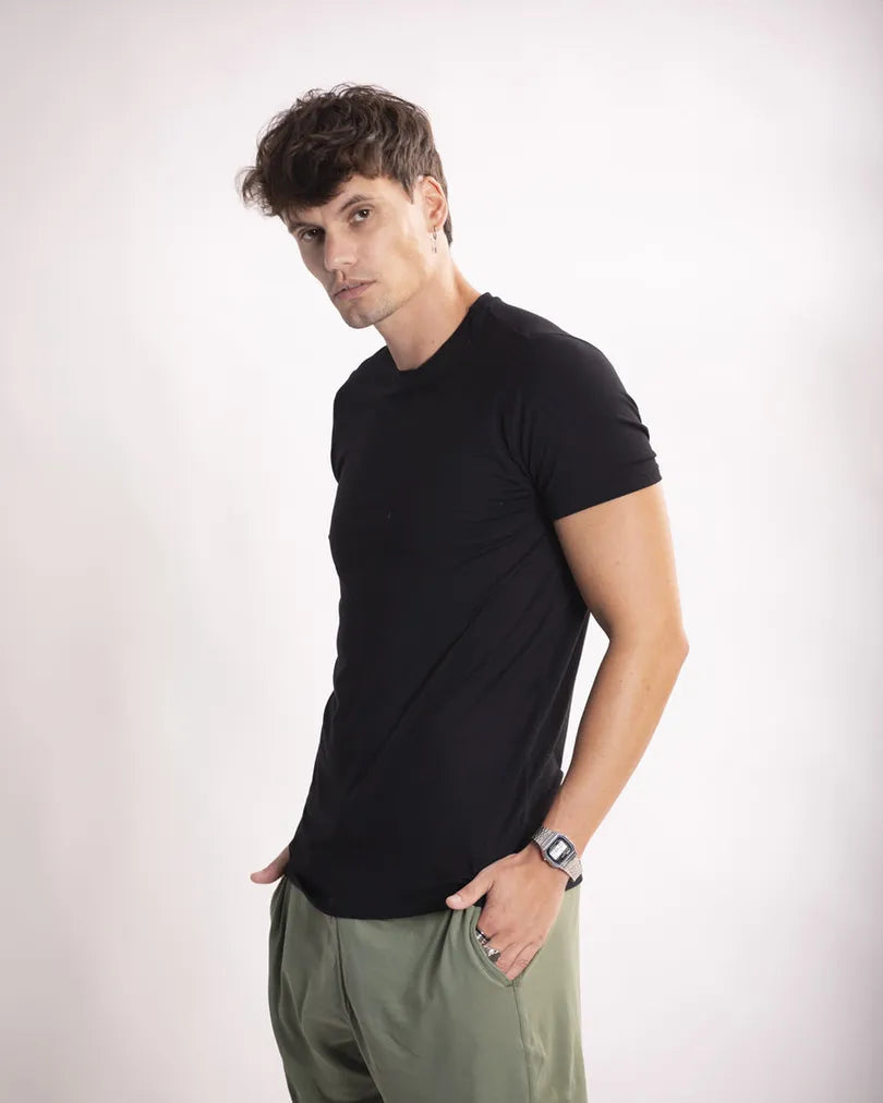 Camiseta Tech Modal Preta