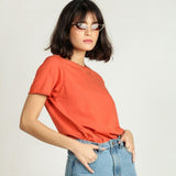 feminina_hover